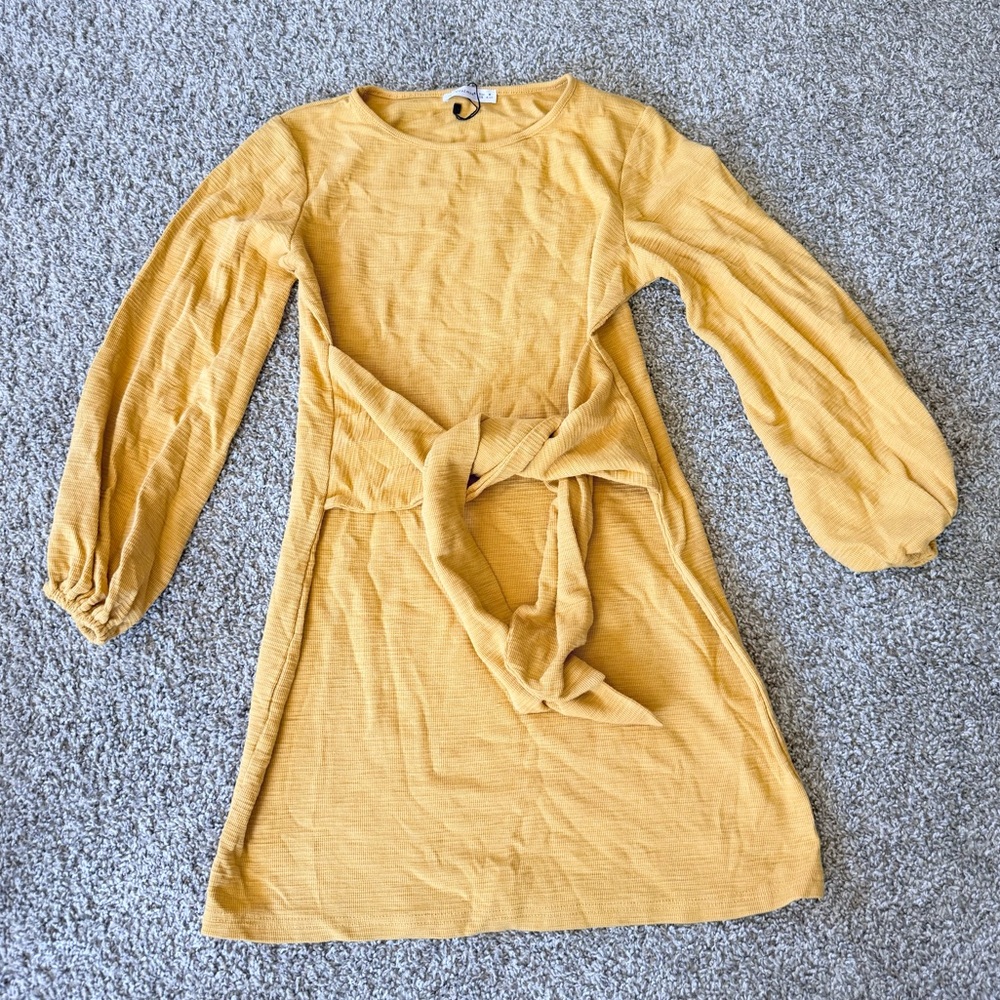 NWOT R. Vivimos Dress